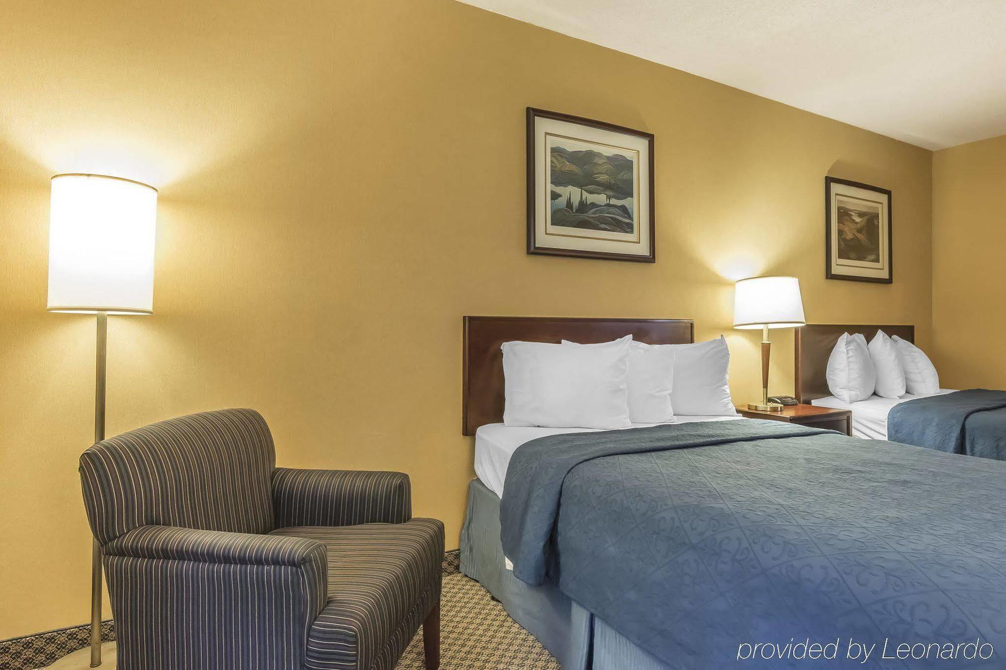 Quality Inn & Conference Centre Parry Sound Exteriör bild
