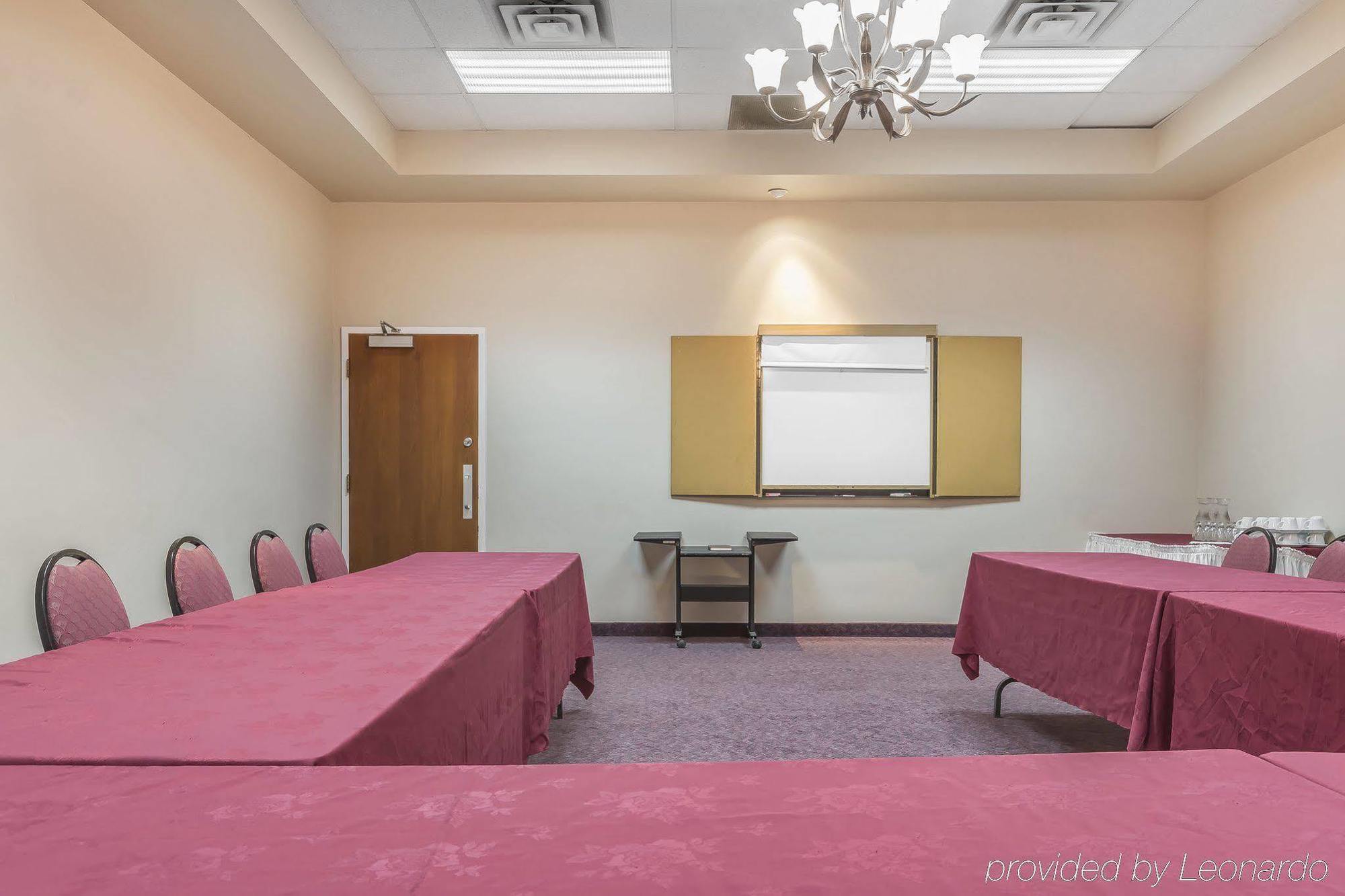 Quality Inn & Conference Centre Parry Sound Exteriör bild